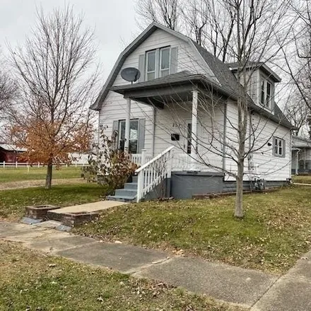 Buy this 2 bed house on 178 West 8th Street in Bicknell, Knox County