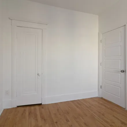 Rent this 2 bed apartment on 2054 Avenue Claremont in Montreal, QC H3Z 1H3