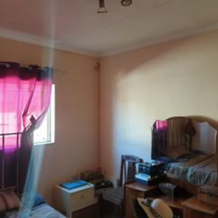 Rent this 3 bed apartment on 311 Booysen Street in Eloffsdal, Pretoria