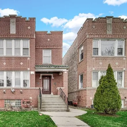 Rent this 3 bed house on 5219 West School Street in Chicago, IL 60634
