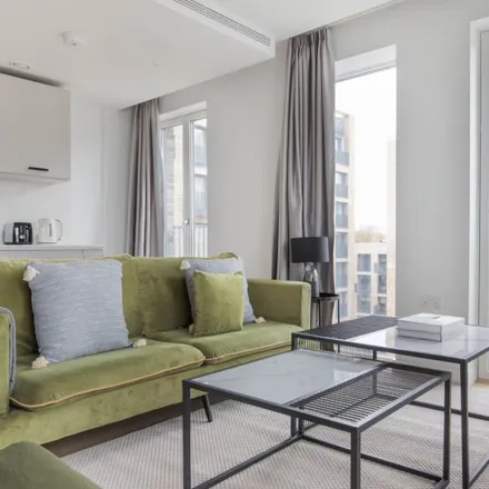 Rent this 1 bed apartment on London Central Mail Centre in Gough Street, London