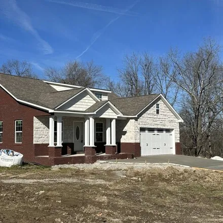 Buy this 3 bed house on 960 McWhorter Road in London, KY 40741