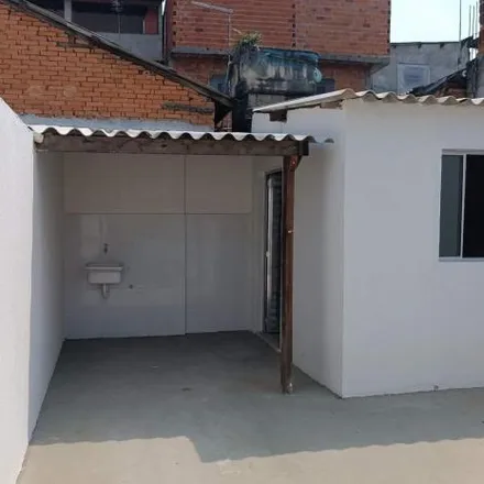 Rent this 2 bed house on Rua Salgueiro in Jardim Itaquiti, Barueri - SP
