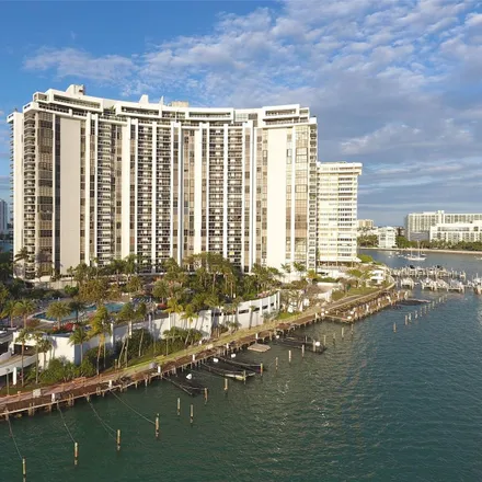 Image 2 - 4 Island Avenue West, Miami Beach, FL 33139, USA - Condo for sale