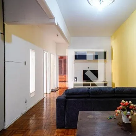 Rent this 3 bed apartment on Rua Álvares de Azevedo 254 in Icaraí, Niterói - RJ