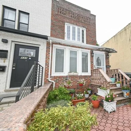 Buy this 3 bed duplex on 447 East 46th Street in New York, NY 11203
