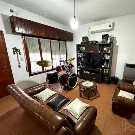 Buy this 2 bed house on Teniente Coronel José P. Bergamini 2296 in Partido de Morón, El Palomar
