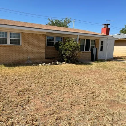 Buy this 3 bed house on 2544 East 10th Street in Odessa, TX 79761