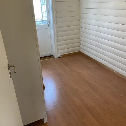 Rent this 6 bed apartment on Nygårdsgaten 51 in 5008 Bergen, Norway