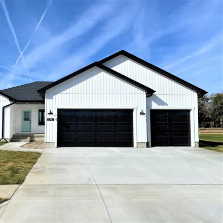 Buy this 5 bed house on 1798 18th Avenue in Platte County, NE 68601