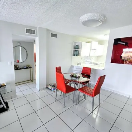 Image 3 - 2775 W 52nd St Apt 408, Hialeah, Florida, 33016 - Condo for rent