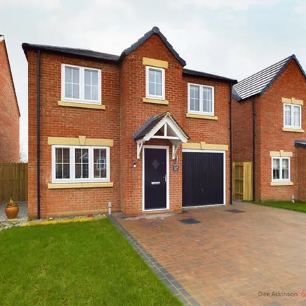 Buy this 4 bed house on unnamed road in Driffield, YO25 5DF