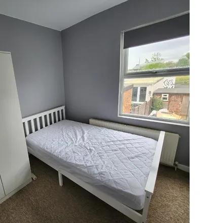 Image 5 - 10 Old Taunton Road, Eastover, Bridgwater, TA6 3NX, United Kingdom - Room for rent