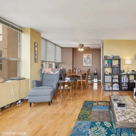 Image 8 - 655 W Irving Park Rd Apt 3710, Chicago, Illinois, 60613 - Condo for sale