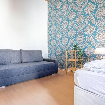 Rent this 2 bed apartment on 1160 Gemeindebezirk Penzing