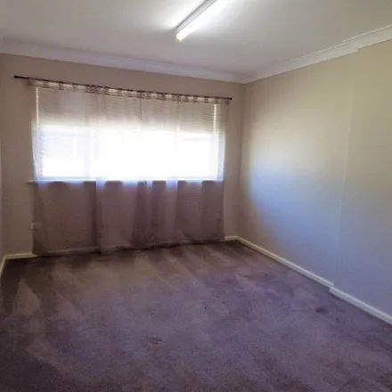 Image 7 - Route 3 Stop 3, Donaldson Terrace, Whyalla SA 5600, Australia - Apartment for rent