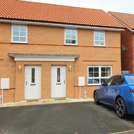 Buy this 3 bed duplex on Ploughmans Gardens in Woodmansey, HU17 0GN