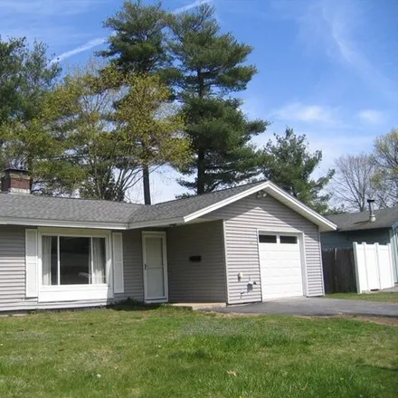 Buy this 3 bed house on 84 Lowther Road in Saxonville, Framingham