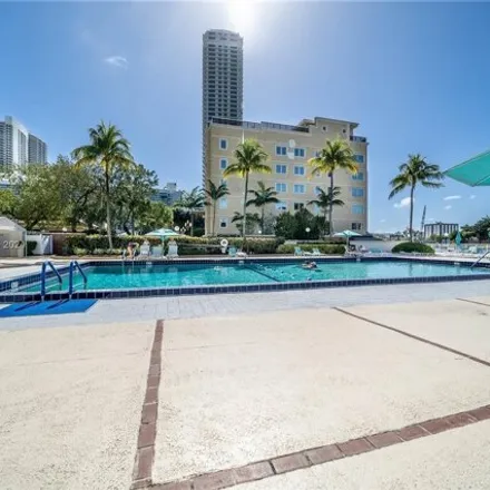 Image 6 - South Ocean Drive, Beverly Beach, Hollywood, FL 33009, USA - Condo for sale