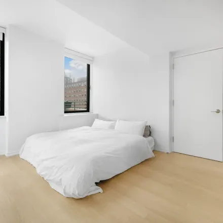 Image 6 - The Element, 555 West 59th Street, New York, NY 10019, USA - Apartment for rent