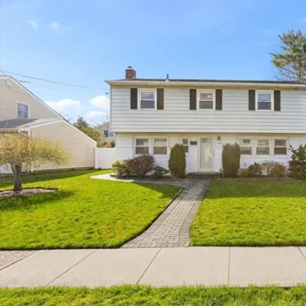 Buy this 3 bed house on 2480 Williams Court in Bellmore, NY 11710