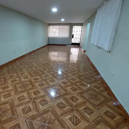 Image 1 - Avenida Los Alisos, Los Olivos, Lima Metropolitan Area 15301, Peru - Apartment for rent