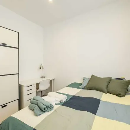 Image 5 - Carrer de la Selva de Mar, 97, 08001 Barcelona, Spain - Apartment for rent