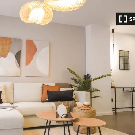 Rent this studio apartment on Carrer d'Aragó in 332, 08001 Barcelona