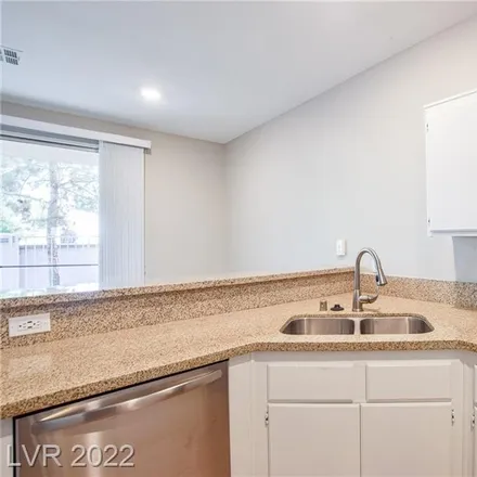 Image 9 - Green Valley Parkway, Henderson, NV 89114, USA - Condo for sale