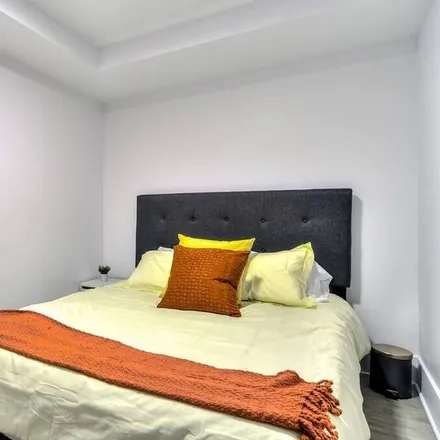 Rent this 1 bed apartment on Crémazie in Montreal, QC H2P 1W6