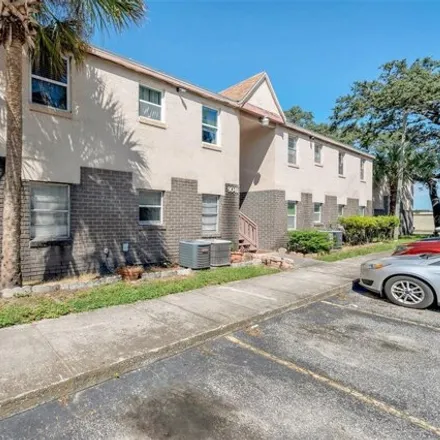Image 3 - 9041 Westchester Circle, Tampa, FL 33604, USA - Condo for sale