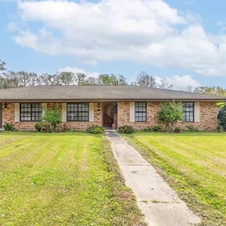 Buy this 3 bed house on 131 Marcelle Street in Lafourche Parish, LA 70373