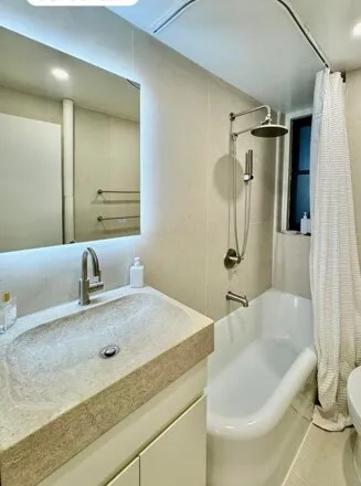 Image 5 - 308 W 30th St Apt 3A, New York, 10001 - Condo for rent