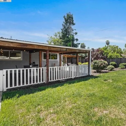 Image 4 - 4380 Hazelwood Lane, Concord, CA 94521, USA - House for sale