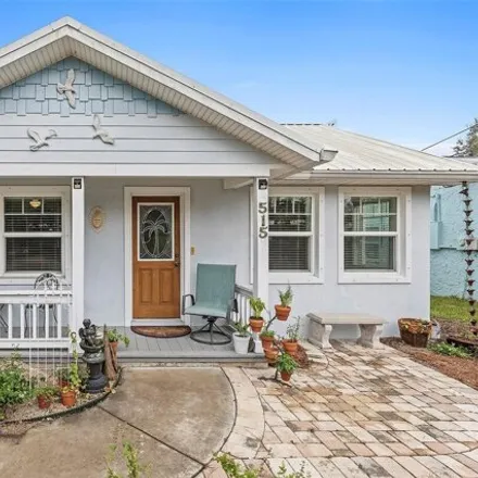 Buy this 3 bed house on 515 South Pine Street in New Smyrna Beach, FL 32169