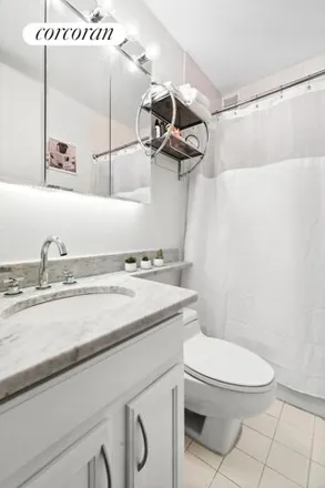 Image 4 - Worldwide Plaza, West 50th Street, New York, NY 10019, USA - Condo for rent