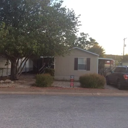 Buy this studio apartment on 5 East Sunset Drive in Kerrville, TX 78028
