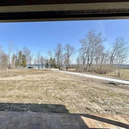 Image 9 - 4451 South West Bay Shore Drive, Suttons Bay, Bingham Township, MI 49682, USA - House for sale