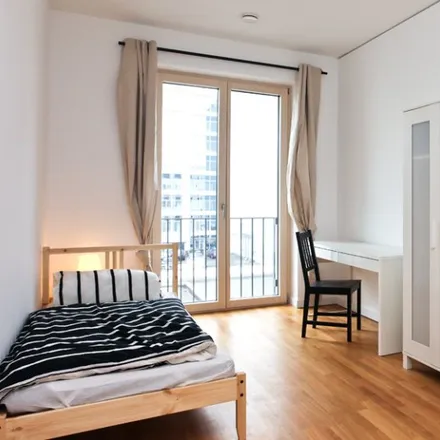 Rent this 5 bed room on Mayfarthstraße 15-19 in 60314 Frankfurt, Germany