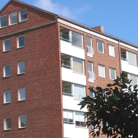 Rent this 1 bed apartment on Mellersta Stenbocksgatan 19C in 254 37 Helsingborg, Sweden