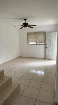 Rent this studio house on Avenida Yucatán in 97130 Cholul, YUC