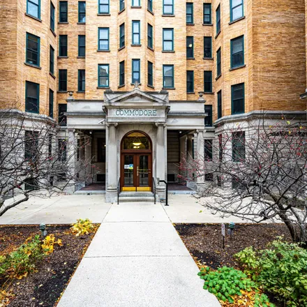 Rent this 2 bed condo on 550-568 West Surf Street in Chicago, IL 60657