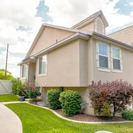Buy this 4 bed house on Somerset Village in Sutro, Spanish Fork