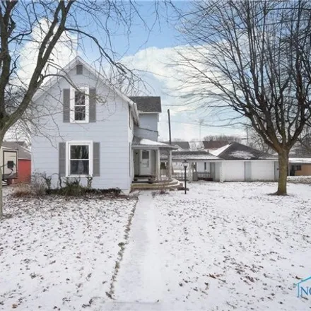 Buy this 3 bed house on 24 Grand Avenue in Tiffin, OH 44883