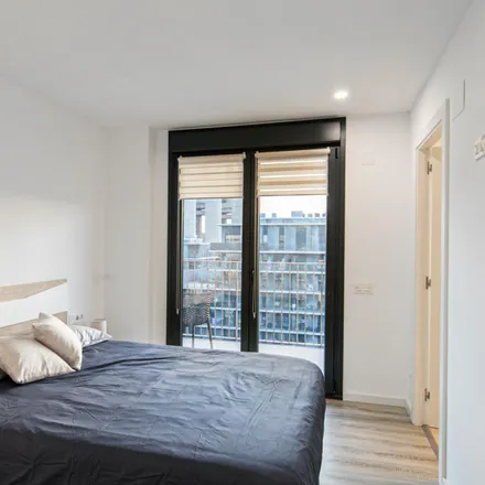 Rent this 2 bed apartment on Carrer de la Mar Egea in 08911 Badalona, Spain