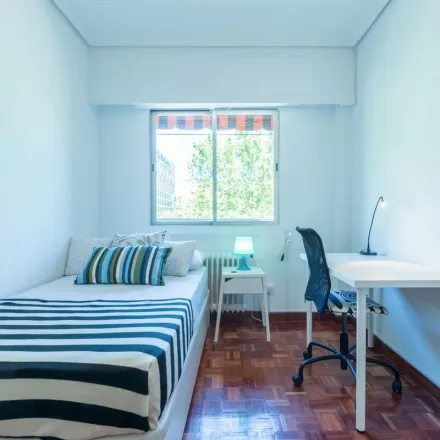 Image 5 - Calle Beatriz de Bobadilla, 9, 28040 Madrid, Spain - Apartment for rent