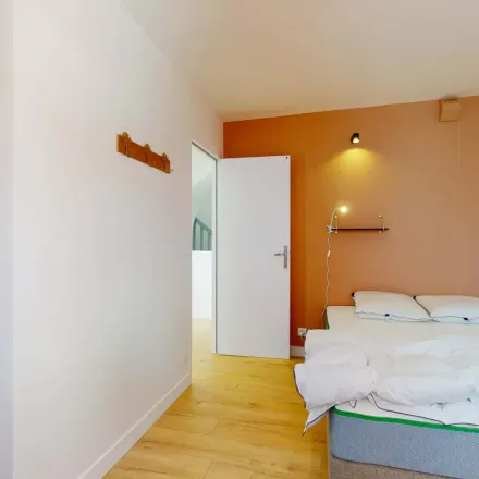 Rent this 1 bed apartment on 15 Rue Paul Bert in 94800 Villejuif, France
