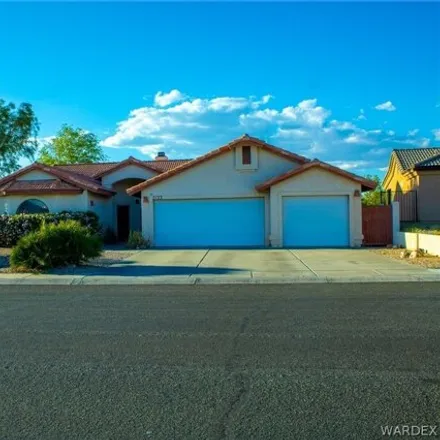 Buy this 3 bed house on 2131 Shadow Canyon Drive in Bullhead City, AZ 86442