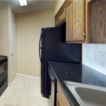 Image 7 - 914 University Oaks Boulevard, College Station, TX 77840, USA - Condo for rent