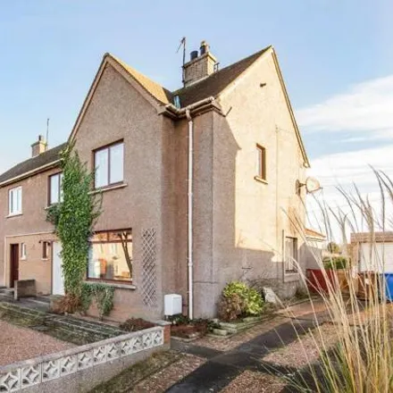 Buy this 3 bed townhouse on Roundhill Road in St Andrews, KY16 8HE